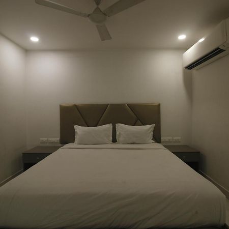 Hotel Ssr Grand 하이데라바드 외부 사진