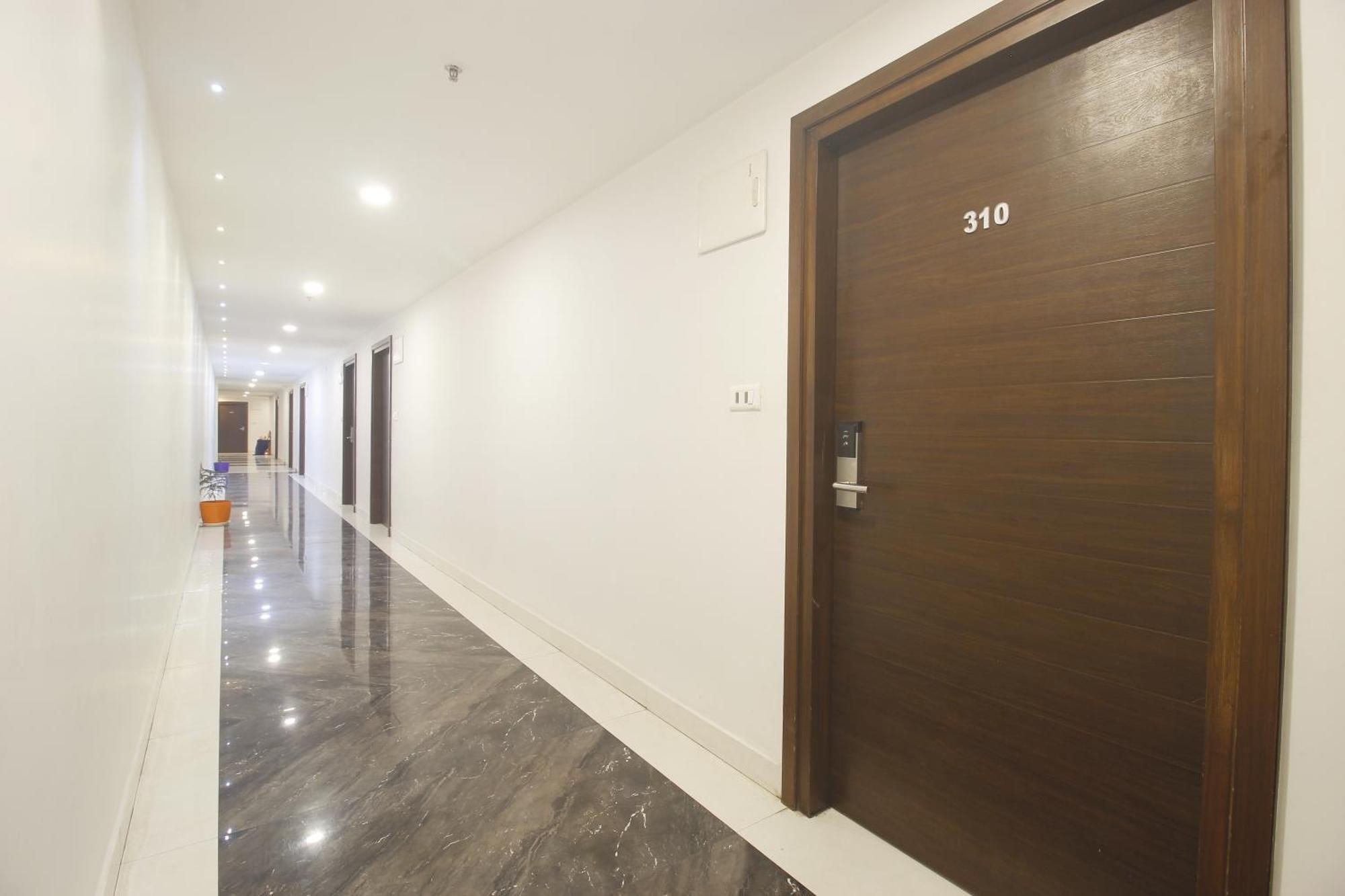 Hotel Ssr Grand 하이데라바드 외부 사진