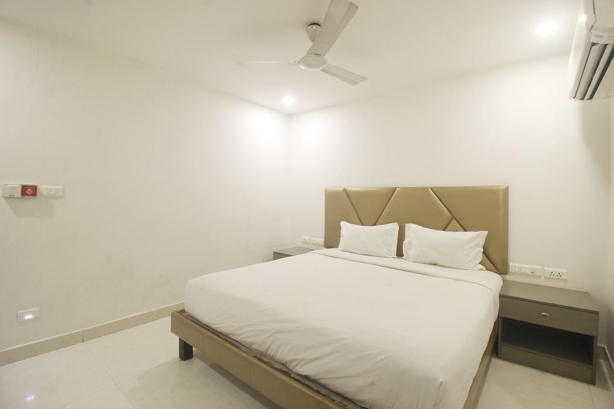 Hotel Ssr Grand 하이데라바드 외부 사진
