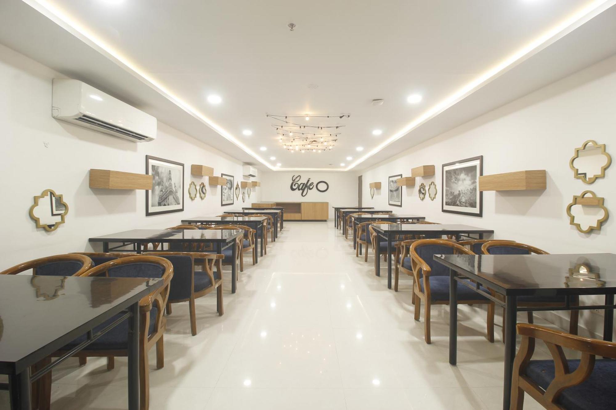 Hotel Ssr Grand 하이데라바드 외부 사진