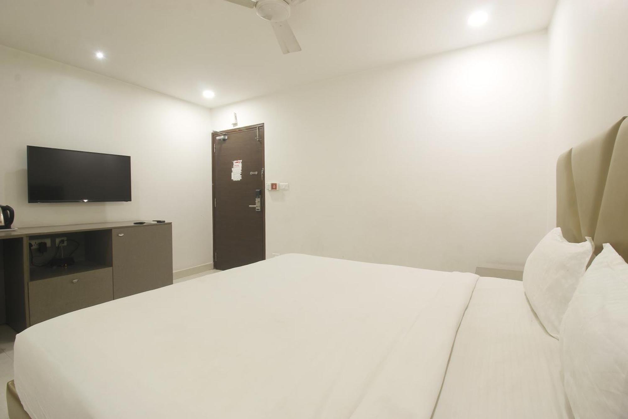Hotel Ssr Grand 하이데라바드 외부 사진