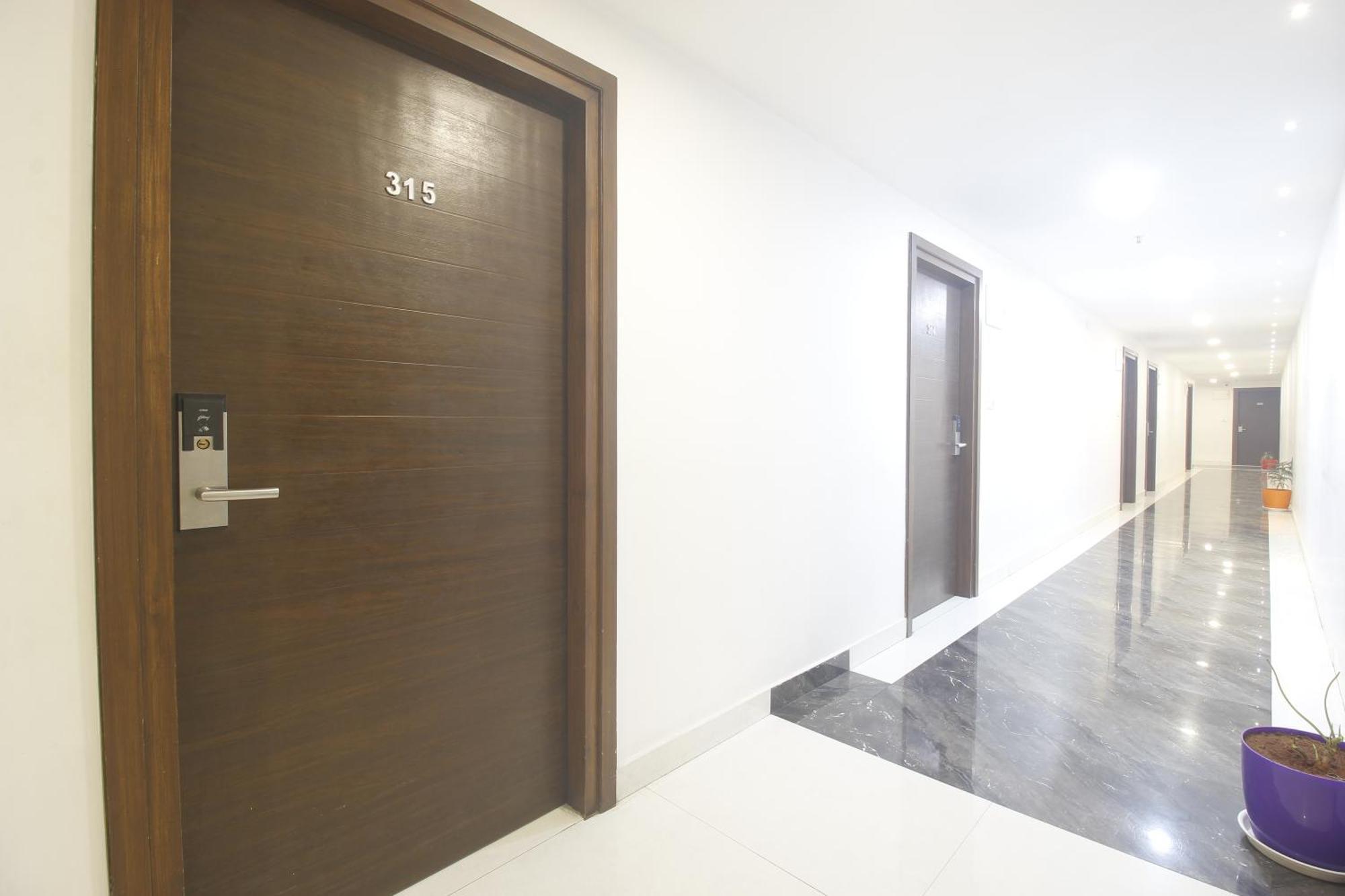 Hotel Ssr Grand 하이데라바드 외부 사진