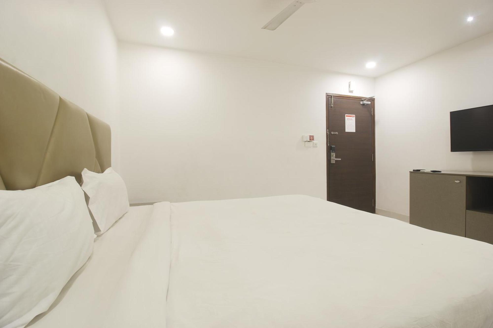 Hotel Ssr Grand 하이데라바드 외부 사진