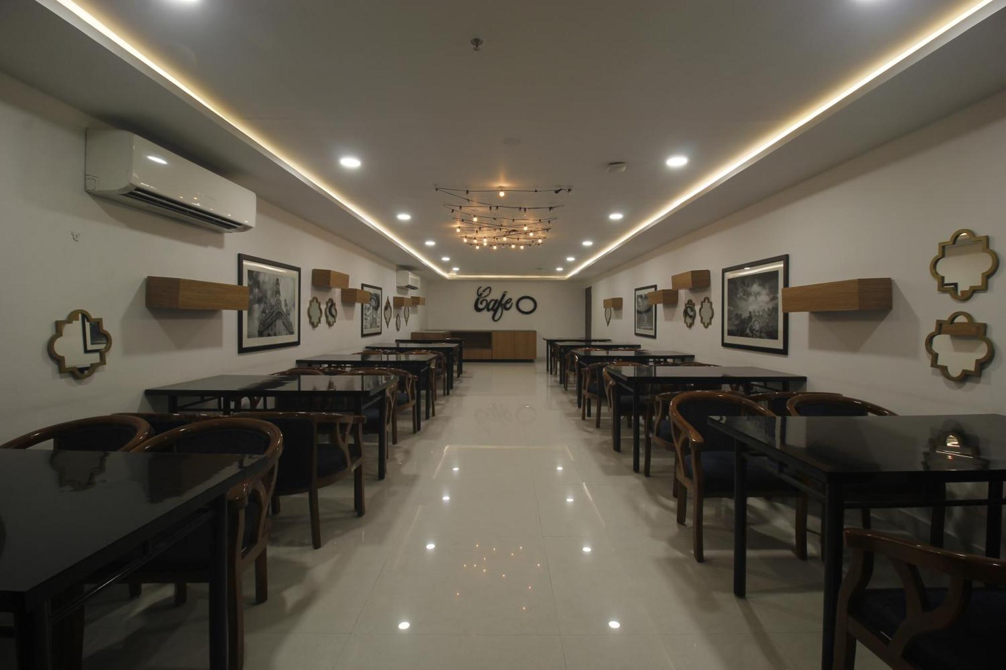 Hotel Ssr Grand 하이데라바드 외부 사진